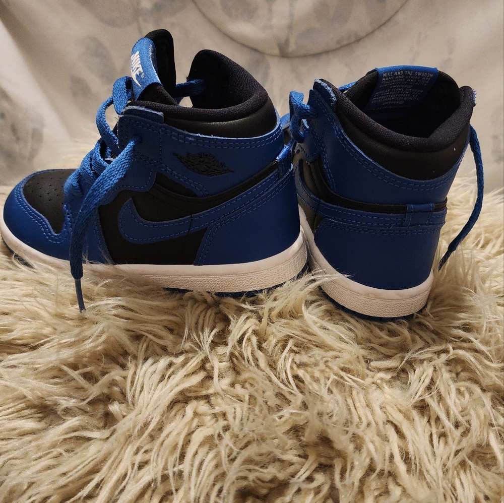Nike Air Jordan 1
